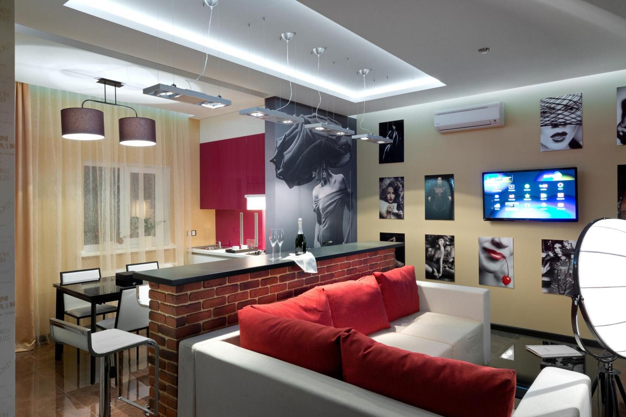 De Gaulle Boutique Hotel Charkiv Exteriör bild